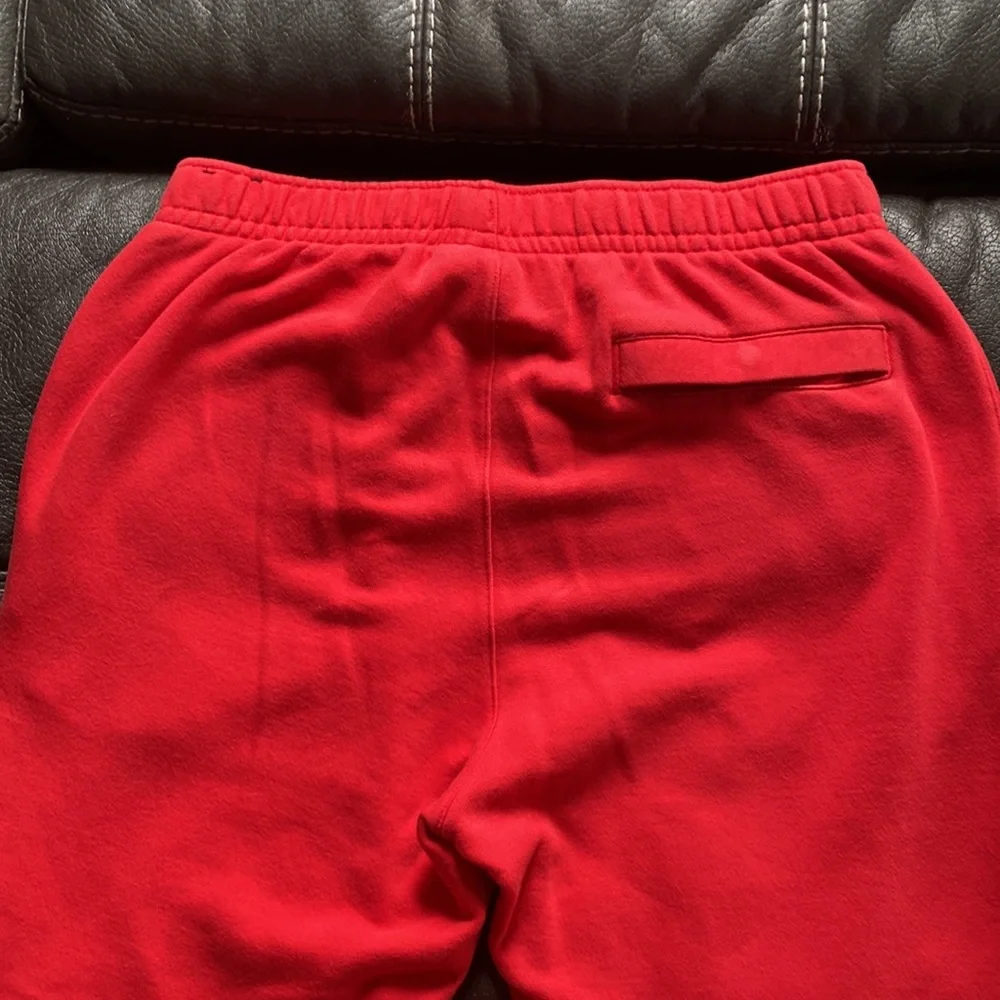 Nike Men’s Red Club Fleece Sweatpants - Picture 5 of 8